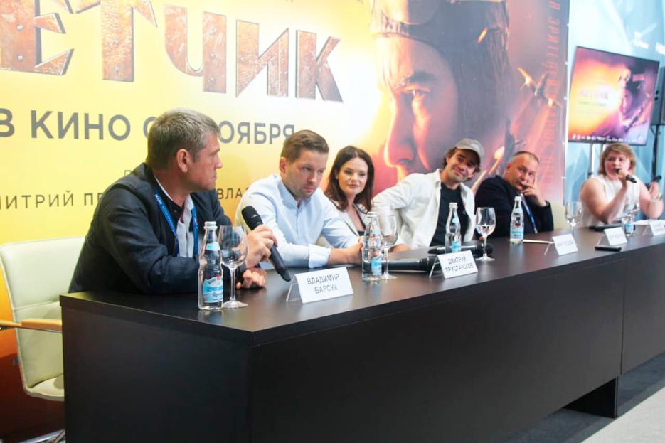 Презентация на МАКС-2021 нового фильма Рената Давлетьярова «Летчик».